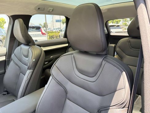 New 2026 Volvo EX90 Ultra AWD/4WD image 15