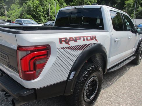 Certified 2024 Ford F150 Raptor AWD/4WD image 4