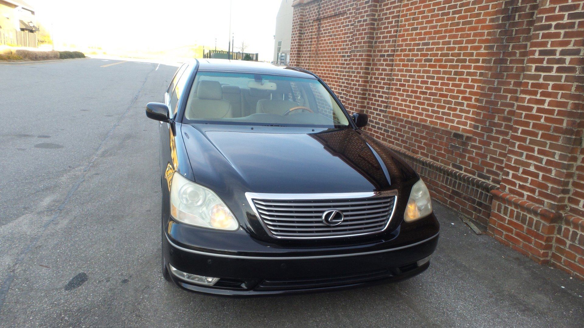 Used 2004 Lexus LS 430 RWD image 21