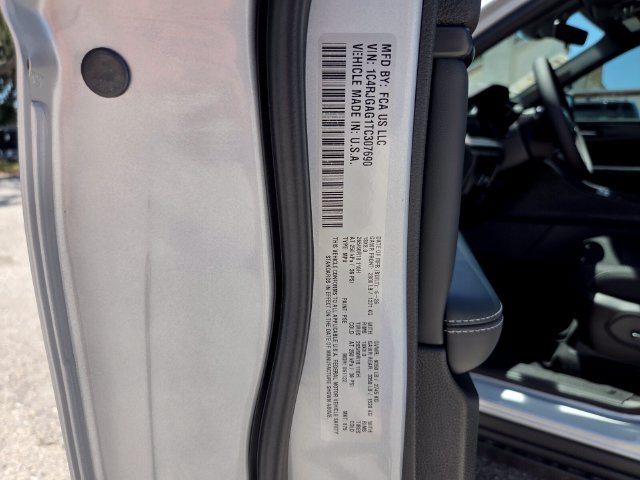 New 2026 Jeep Grand Cherokee Laredo RWD image 20