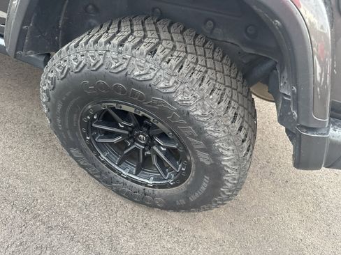 Used 2021 Jeep Wrangler Unlimited Rubicon AWD/4WD image 6