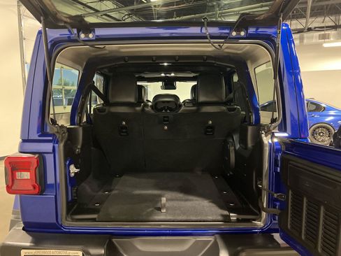 Used 2019 Jeep Wrangler Unlimited Rubicon AWD/4WD image 33