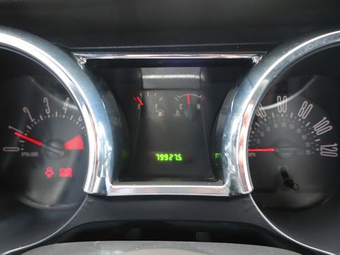 Used 2007 Ford Mustang Coupe RWD image 29