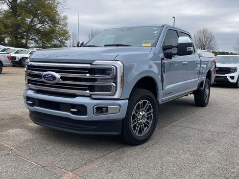 Used 2024 Ford F250 Limited image 2
