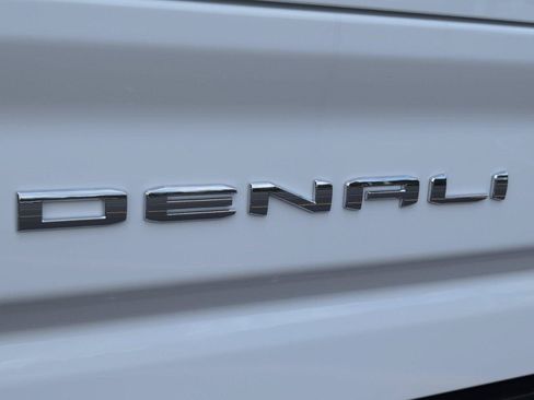 New 2026 GMC Sierra 2500 Denali w/ Denali Reserve Package AWD/4WD image 7