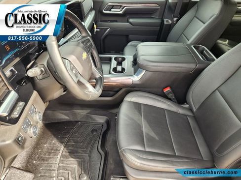 Used 2025 Chevrolet Silverado 2500 LTZ w/ LTZ Premium Package image 25