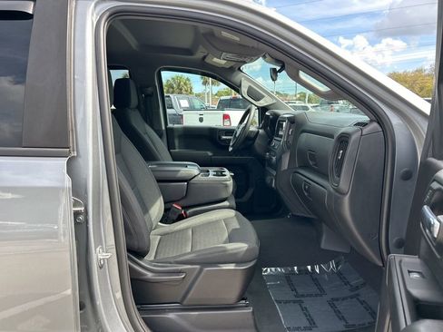 Used 2023 Chevrolet Silverado 1500 Custom image 38