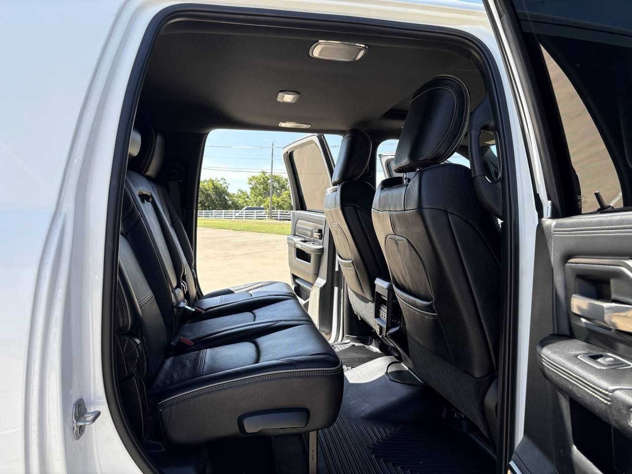 Used 2019 RAM 2500 Limited AWD/4WD image 15