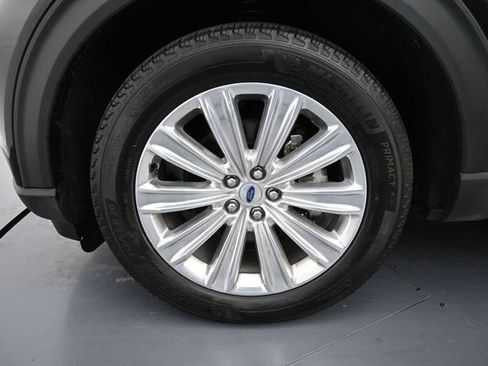 Certified 2023 Ford Explorer Limited w/ Limited Technology Package AWD/4WD image 9