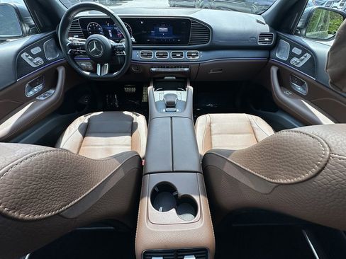 Certified 2025 Mercedes-Benz GLS 450 4MATIC image 27