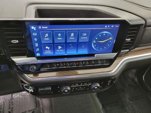 Used 2022 Chevrolet Silverado 1500 RST AWD/4WD image 8