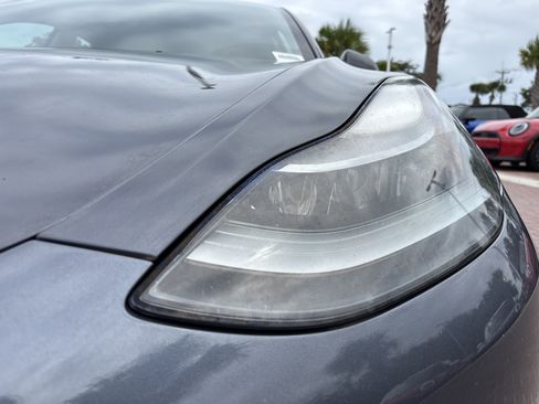 Used 2022 Tesla Model 3 Long Range AWD/4WD image 6
