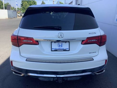 Used 2017 Acura MDX SH-AWD image 5
