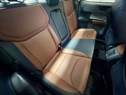 Used 2023 Ford Maverick Lariat FWD image 14