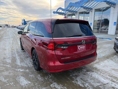 Certified 2023 Honda Odyssey Sport image 10