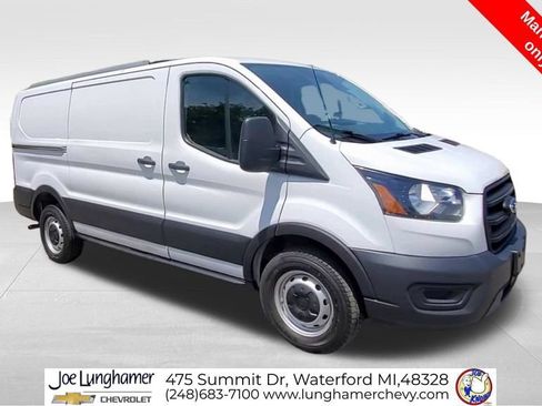 Used 2020 Ford Transit 250 Low Roof RWD image 2