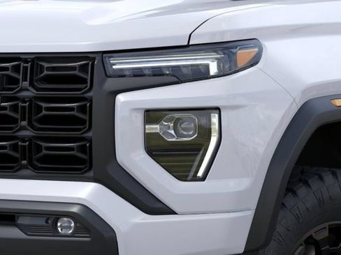 New 2026 GMC Canyon Elevation w/ Convenience Package RWD image 10