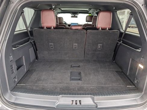 Used 2024 Ford Expedition Max Limited image 28