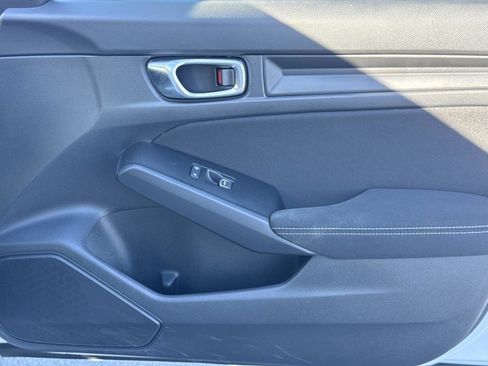 Used 2023 Honda Civic Sport image 17
