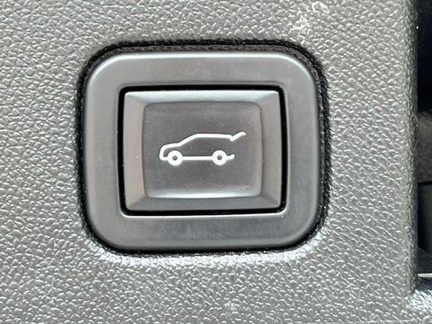 Used 2021 Chevrolet Equinox LT AWD/4WD image 33