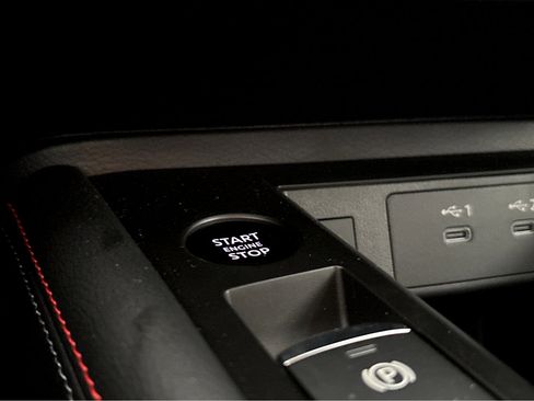 New 2026 Nissan Kicks SR w/ Cold Weather Package image 7