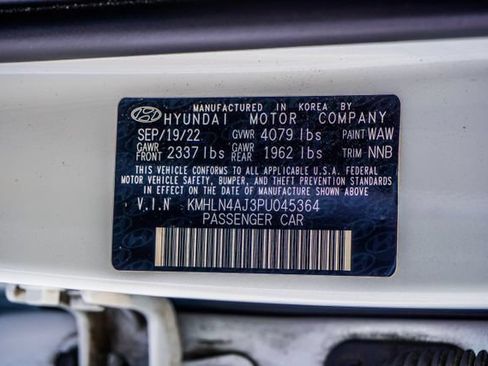 Used 2023 Hyundai Elantra Limited w/ Cargo Package FWD image 45