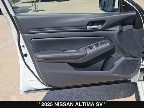 New 2025 Nissan Altima 2.5 SV image 14