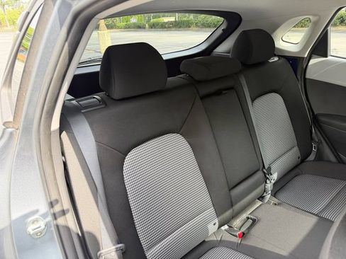 Used 2020 Hyundai Kona SEL Plus FWD image 29