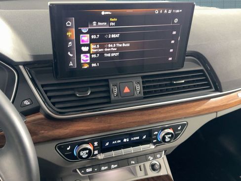 Certified 2025 Audi Q5 2.0T Premium image 23
