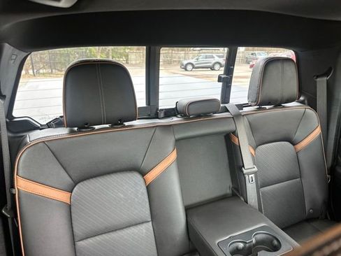 Used 2024 GMC Canyon AT4 w/ AT4 Premium Package image 20