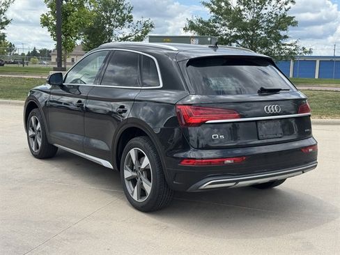Used 2023 Audi Q5 2.0T Premium w/ Convenience Package AWD/4WD image 4