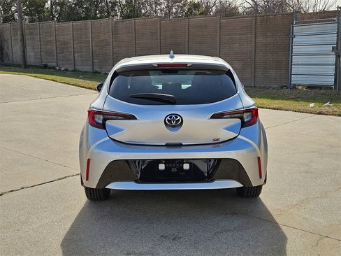 Used 2023 Toyota Corolla SE image 5