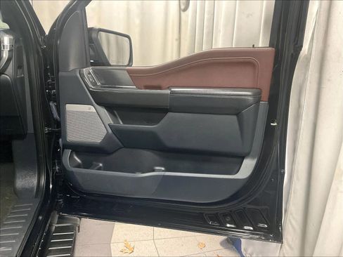 Used 2021 Ford F150 Lariat image 12