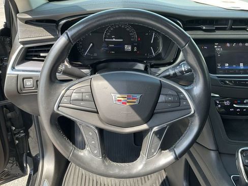 Used 2019 Cadillac XT5 Premium Luxury w/ LPO, Black Ice Package AWD/4WD image 19