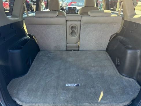 Used 2011 Toyota RAV4 4WD w/ Upgrade Value Pkg image 22