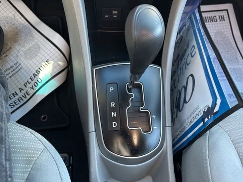 Used 2016 Hyundai Accent SE image 27