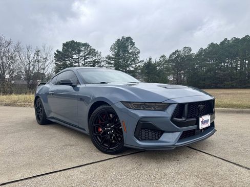 Used 2024 Ford Mustang GT Premium w/ GT Performance Package image 3