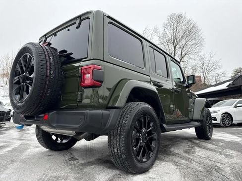 Used 2022 Jeep Wrangler Unlimited Sahara w/ Safety Group image 12