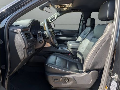 Used 2024 Chevrolet Tahoe Premier RWD image 19