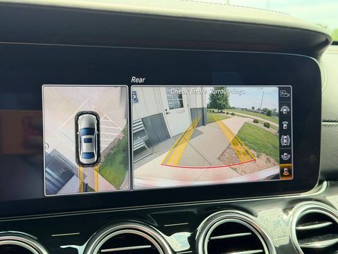 Used 2019 Mercedes-Benz E 63 AMG S image 32