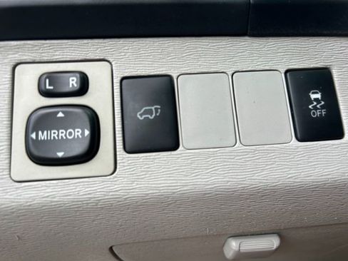 Used 2012 Toyota Venza XLE AWD/4WD image 15