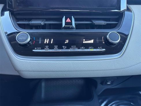 Used 2023 Toyota Corolla LE image 20