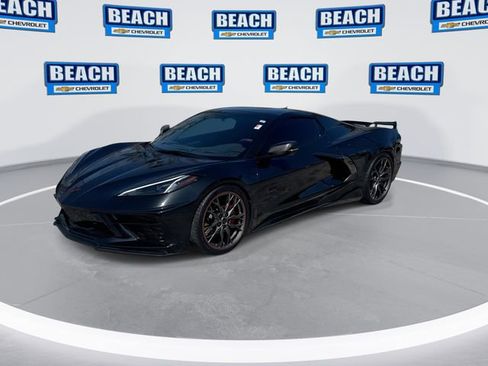 Used 2023 Chevrolet Corvette Stingray Premium Conv w/ Z51 Performance Package RWD image 4