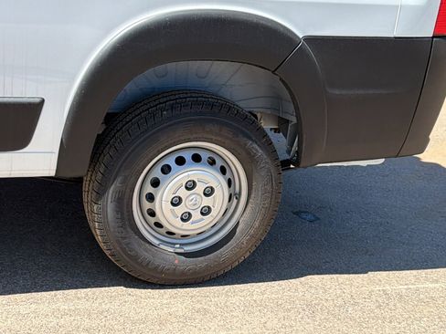 New 2026 RAM ProMaster 2500 w/ Convenience Group image 12