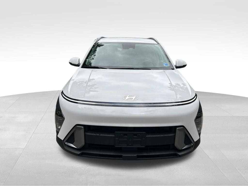 Used 2025 Hyundai Kona SEL FWD image 9