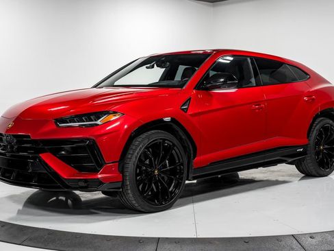 Used 2023 Lamborghini Urus S image 7
