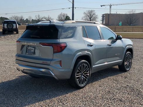 New 2026 GMC Terrain Denali w/ LPO, Floor Liner Package image 8