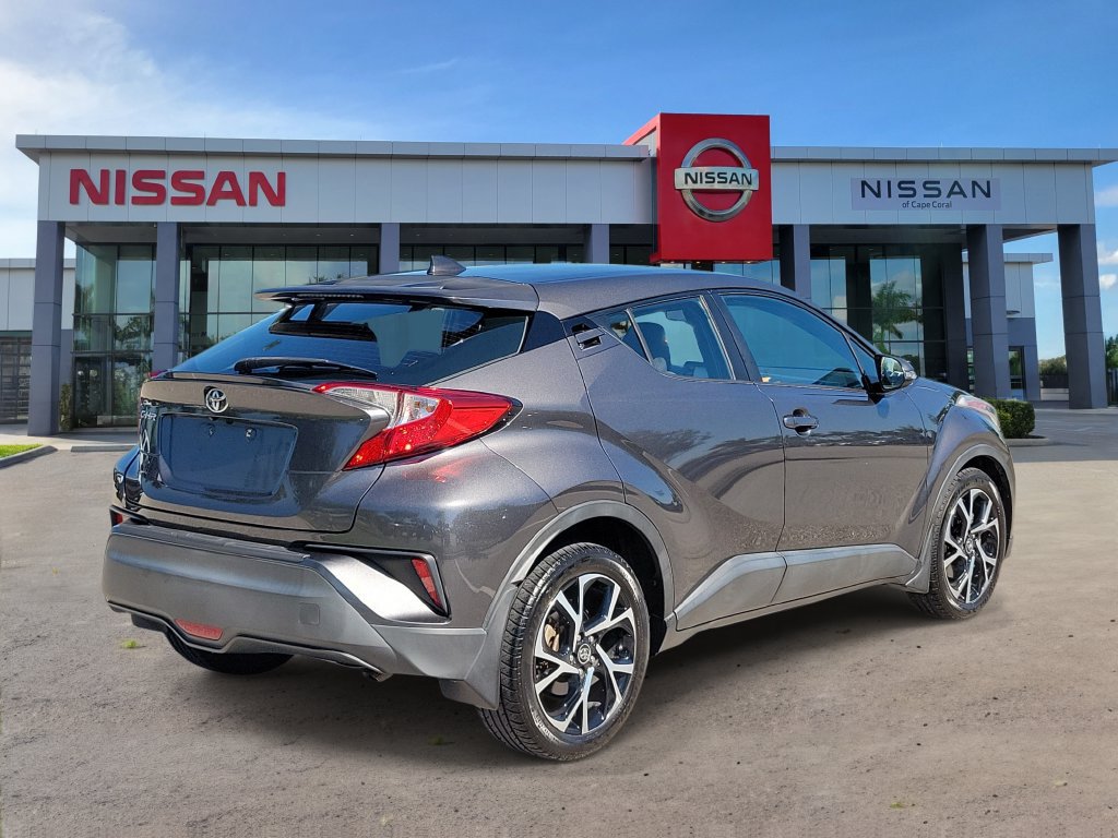 Used 2018 Toyota C-HR XLE FWD image 7