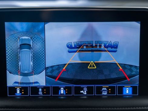 Used 2021 Chevrolet Tahoe LT w/ LT Signature Package image 50