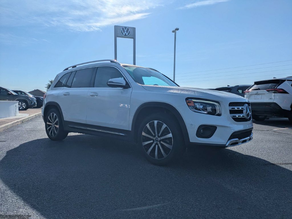 Used 2022 Mercedes-Benz GLB 250 image 3